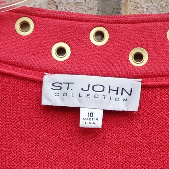 SIZE 10. ST. JOHN Collection coral crepe knit button up blazer. - Picture 15 of 16